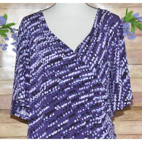 Catherines Dress Womens Plus 2X 22W Midi Purple Faux Wrap Ruched Flutter Sleeve - Picture 2 of 10